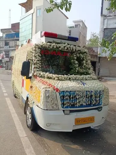 Dead-Body-Ambulance